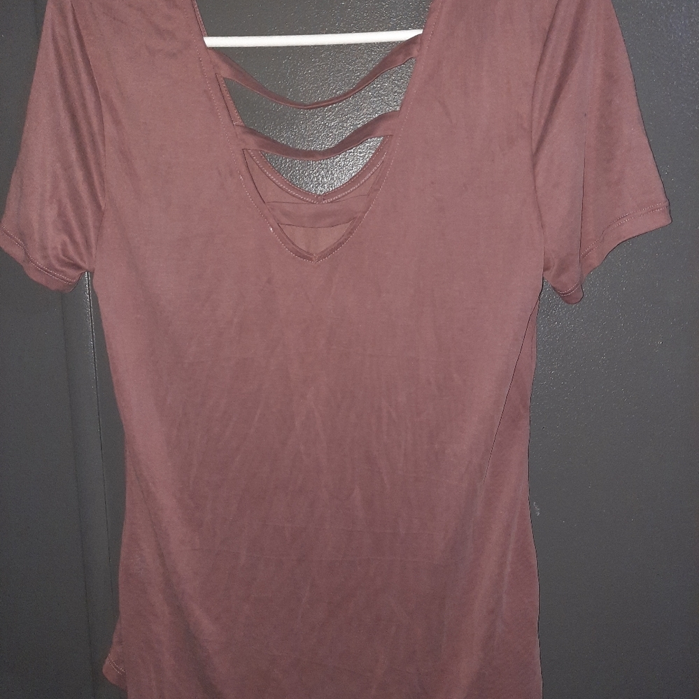 T-shirt - Picture 2 of 3